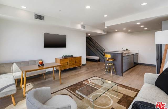 118 N Orlando Ave unit: 303 photos photos