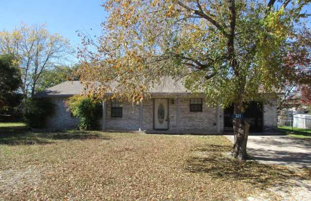 221 CR 3061 - 221 County Road 3061, Lampasas County, TX 76550