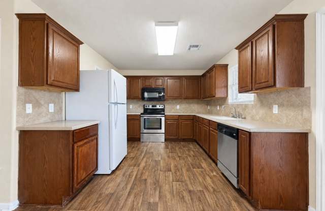 2201 Riley Dr Gallery 4