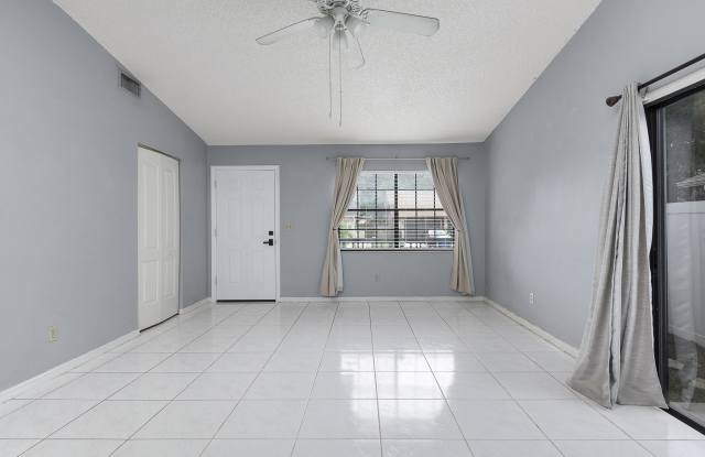 3331 Whispering Drive North Gallery 4