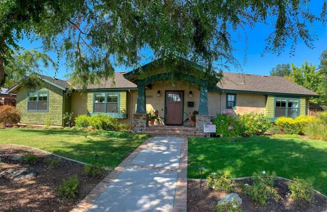 Custom Los Gatos Border Home with Resort-Style Outdoor Living photos photos