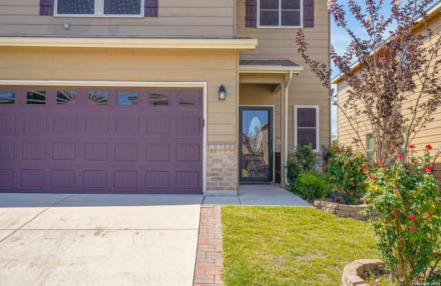 425 AUBURN PARK Gallery 2
