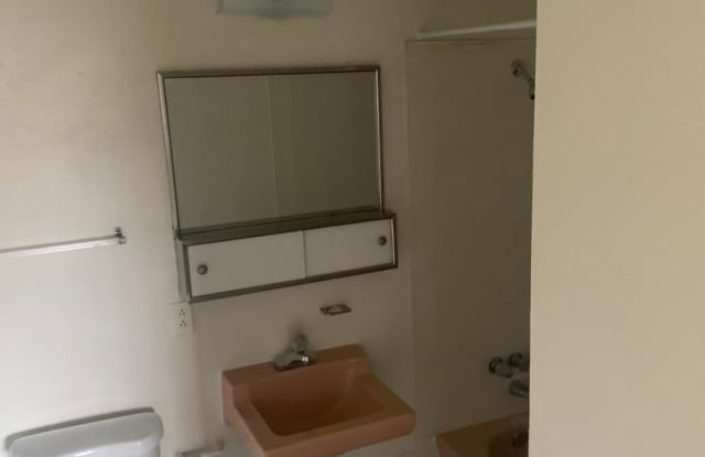1 Bedroom 1 Bath In Central Las Vegas Gallery 1
