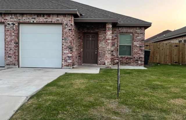 4314 RAMONA CIR photos photos