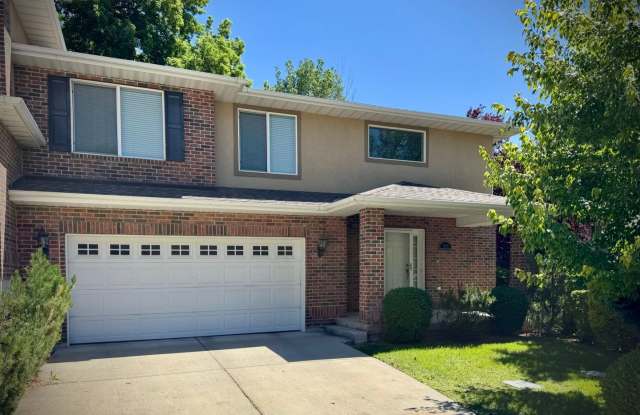 Spacious Midvale Townhome photos photos