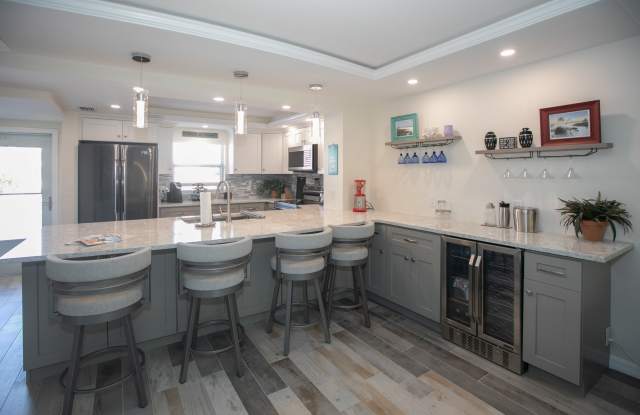1250 North Portofino Drive Gallery 2