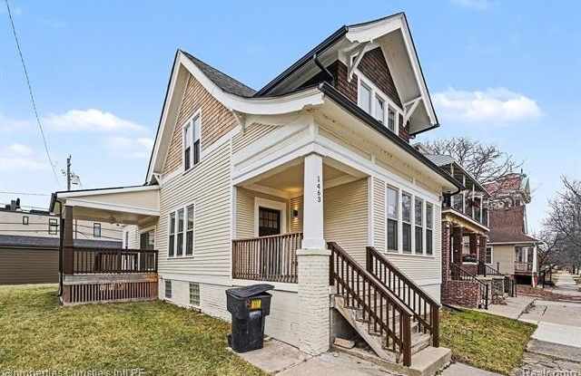 1463 Baldwin Street photos photos