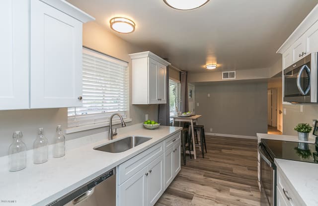 9816 N 16TH Place - 9816 North 16th Place, Phoenix, AZ 85020