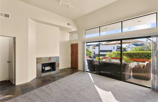 320 Cazador Lane Gallery 3