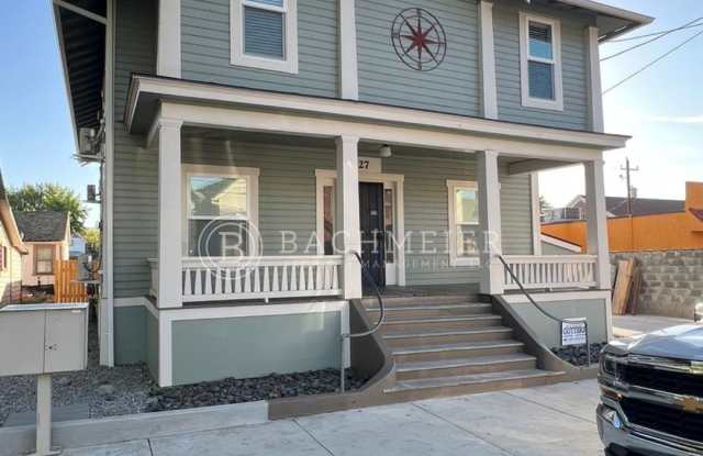 327 SW 2nd St photos photos