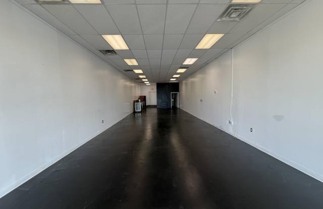 337 E Winslow Road Gallery 4