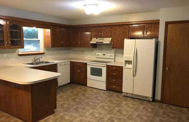 3500 Tudor Dr Gallery 4