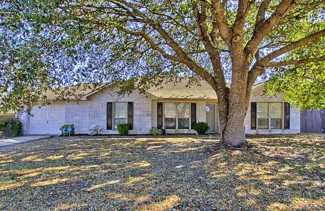 404 Clairemore Court photos photos