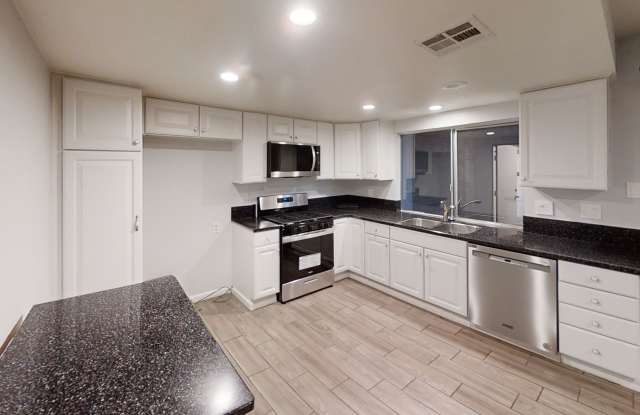 3-Bedroom Home in Redlands, CA Gallery 4