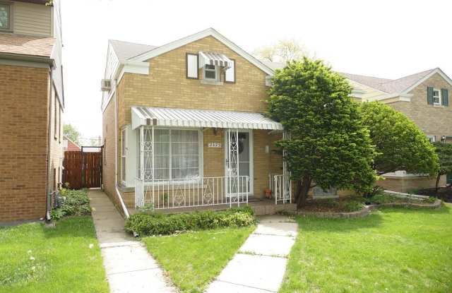 2423 Elm Street - 2423 Elm Street, River Grove, IL 60171