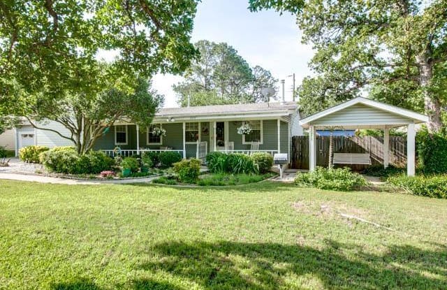 2639 Peninsula Drive - 2639 Peninsula Dr, Grapevine, TX 76051