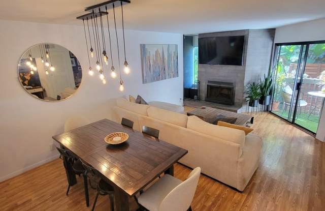 943 Torrance St photos photos