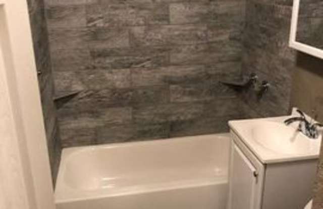 7707 Ozark Road Gallery 4