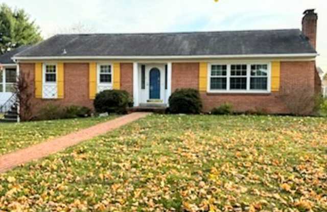 16617 Buford Drive - 16617 Buford Drive, Halfway, MD 21795