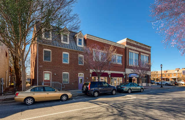 North Market/South Carroll Apartments Gallery 4