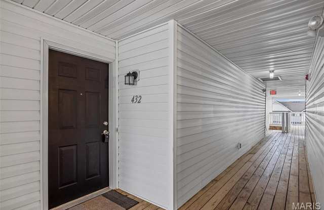 432 Saravalle Drive Gallery 3