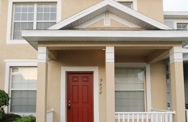 9828 Carlsdale Dr - 9828 Carlsdale Drive, Riverview, FL 33578