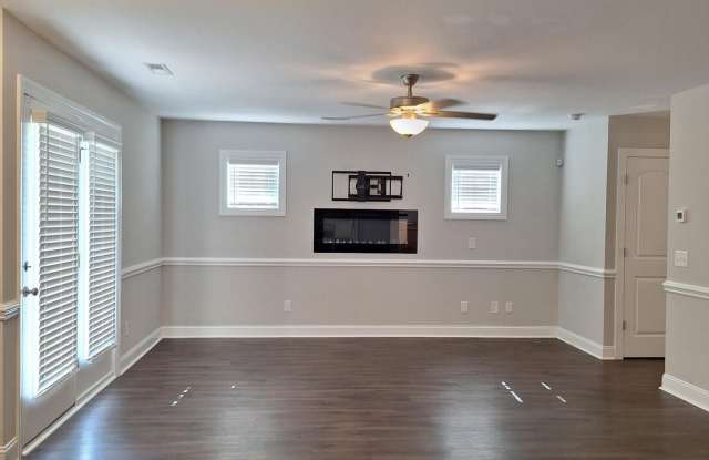1308 Wanetas Court Gallery 3