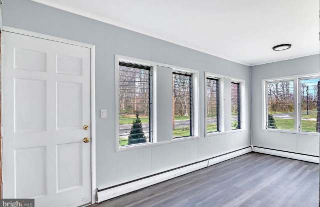 342 SHARON ROAD photos photos