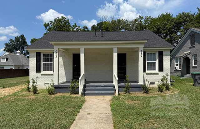 Welcome to our charming 2 bedroom, 1 bathroom duplex located in Memphis, TN. photos photos