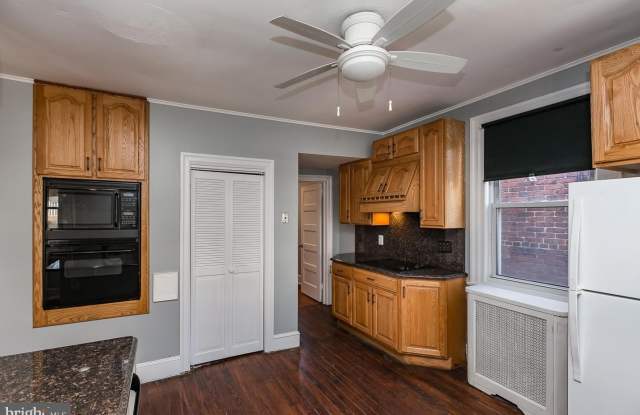 1007 W LANCASTER AVENUE photos photos