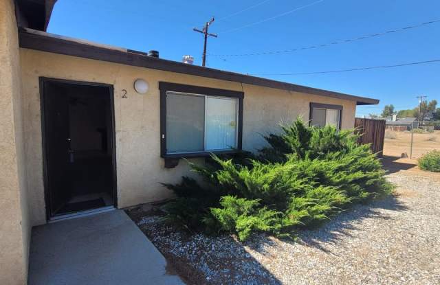 Nice and Cozy apartment in Apple Valley with 2 car garage photos photos
