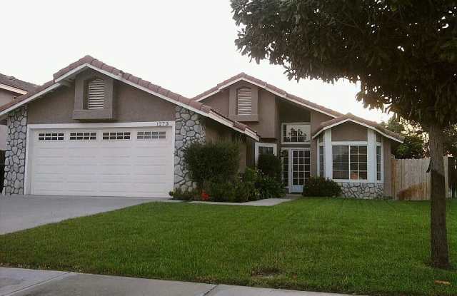 1273 Moonstone St - 1273 Moonstone Street, Hemet, CA 92543