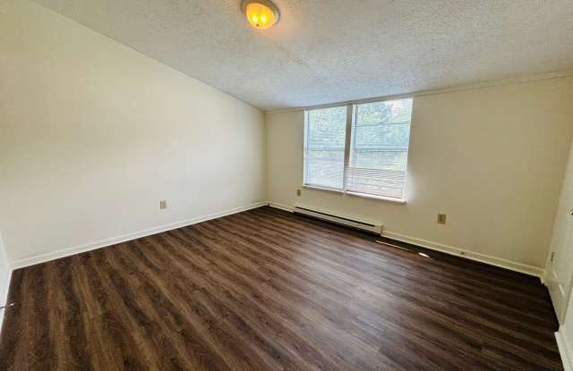 Duplex in Christiansburg Gallery 3