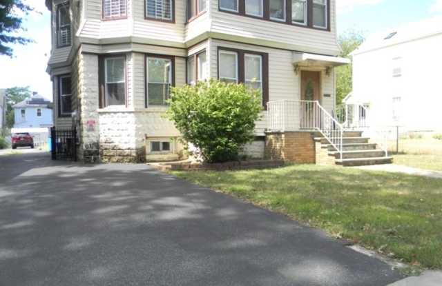 18 Williamson Ave photos photos
