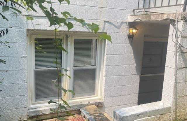 7279 Edgeworth Road unit: 5 photos photos