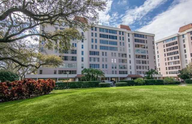 2407 S ARDSON PLACE - 2407 South Ardson Place, Tampa, FL 33629