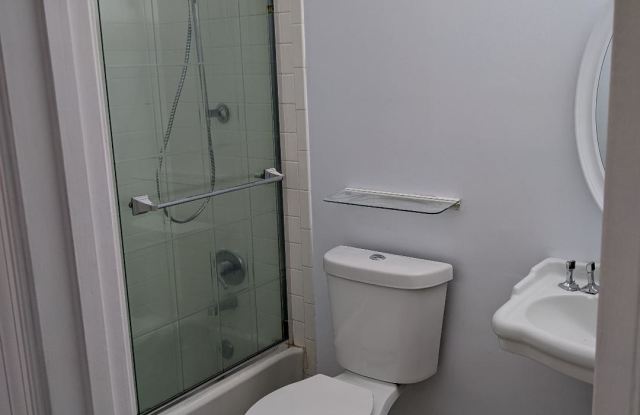 5806 Bridgetown Court Gallery 2