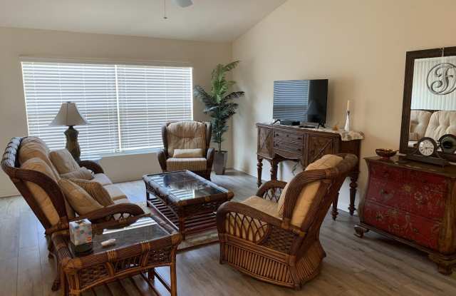 3064 Gulfport Ct Gallery 4