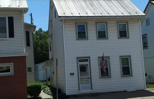 33 W MAIN STREET W - 33 West Main Street, Hummelstown, PA 17036