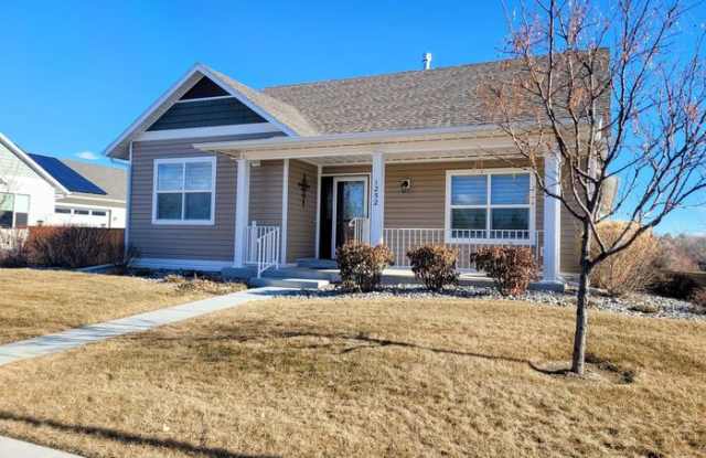 1252 Periwinkle Court photos photos
