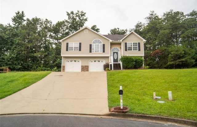 52 Fieldstone Court Gallery 1