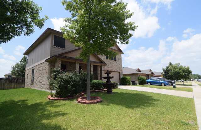 5005 Bridgewood Dr Gallery 3