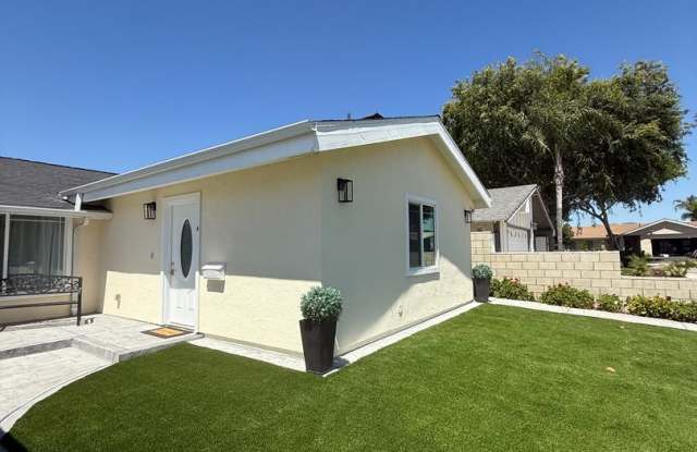 Studio ADU apartment in the center of Simi Valley photos photos