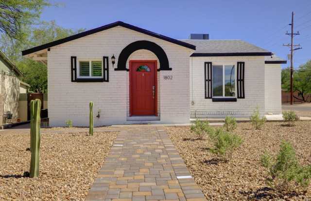 Unique and Central 4 Bed/2 Bath! photos photos