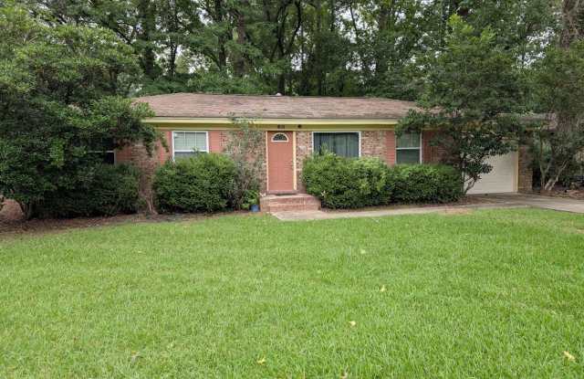 1820 Medart Drive photos photos