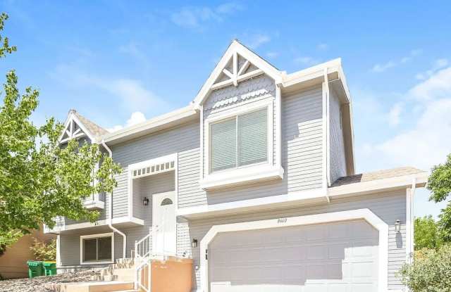 8661 Bluegrass Cir photos photos