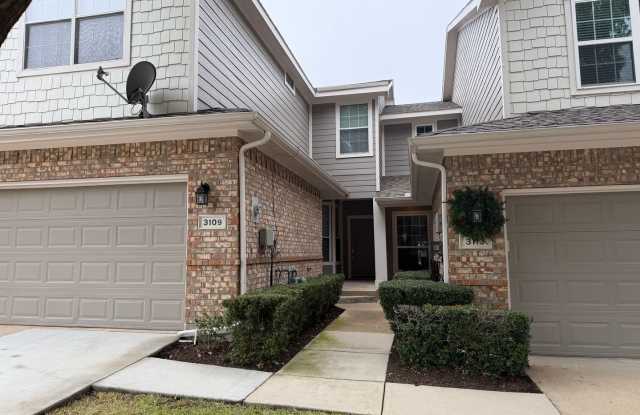 **Charming Townhome** - 3109 Bonsai Drive, Plano, TX 75093 **Charming Townhome** - 3109 Bonsai Drive, Plano, TX 75093