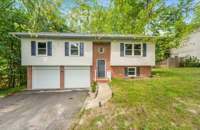 1703 Sherwood Drive Gallery 1