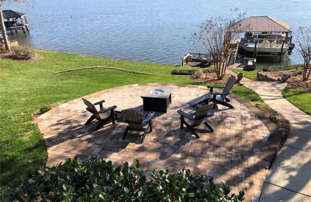 136 Goathill Road - 136 Goathill Road, Iredell County, NC 28117