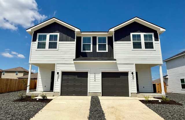 BRAND NEW 3 Bedroom, 2.5 Bathroom, Two-story Duplex in St. Hedwig! photos photos
